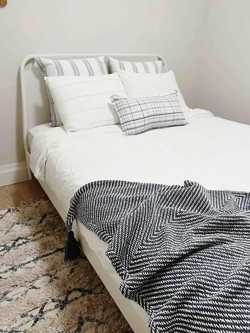 A Gentle Hideaway In The Urban Forest West End Downtown Vancouver Kanada