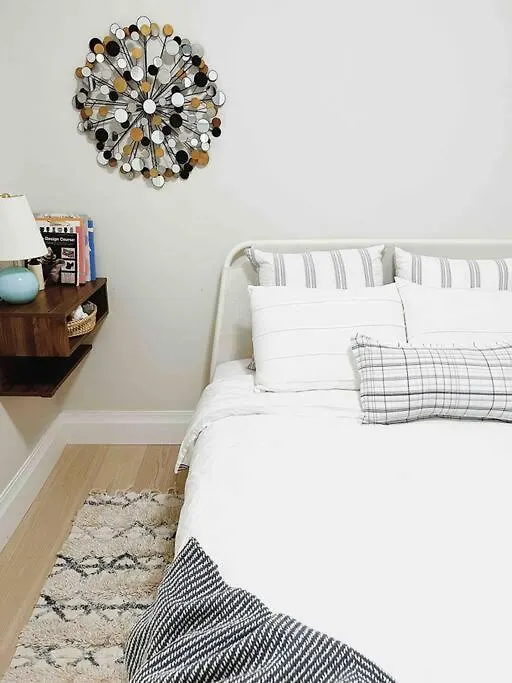 A Gentle Hideaway In The Urban Forest West End Downtown Vancouver Apartment