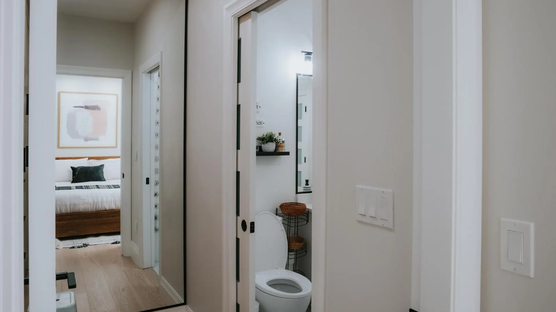 Apartment A Gentle Hideaway In The Urban Forest West End Downtown Vancouver