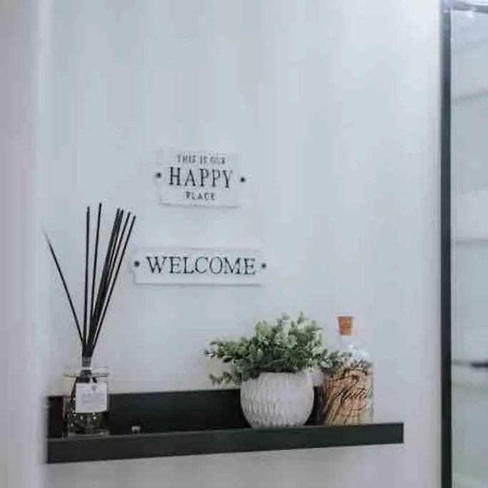 A Gentle Hideaway In The Urban Forest West End Downtown Vancouver Apartment