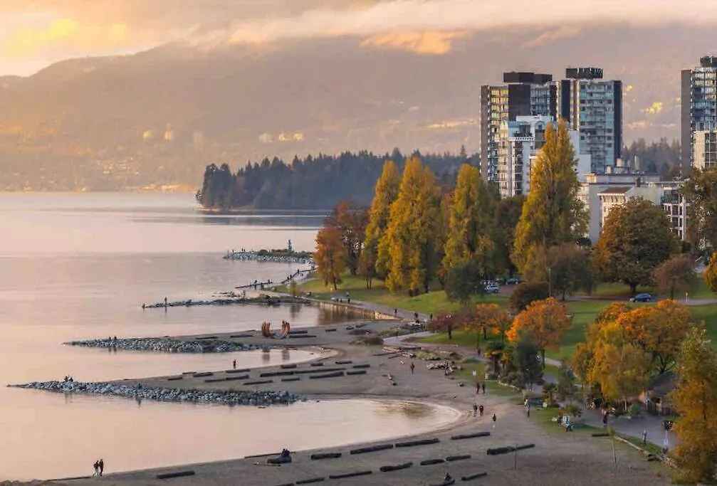 Apartment A Gentle Hideaway In The Urban Forest West End Downtown Vancouver