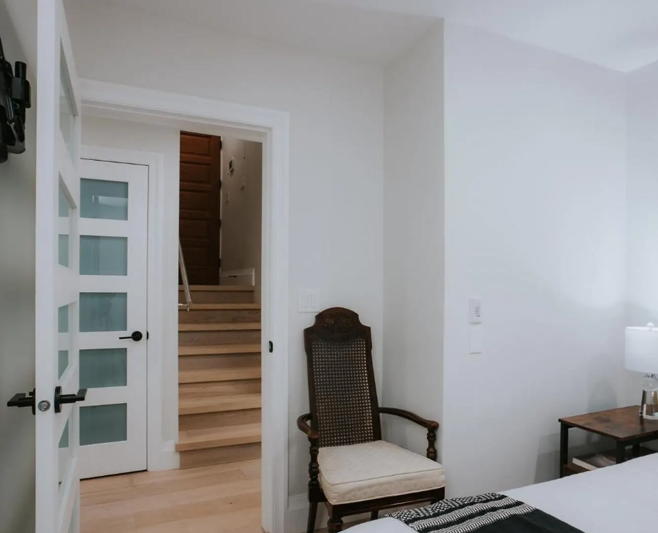 A Gentle Hideaway In The Urban Forest West End Downtown Vancouver