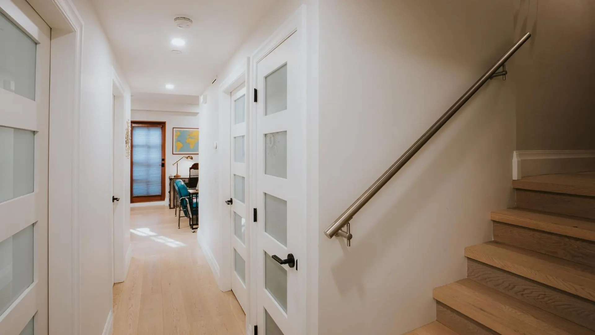 Apartment A Gentle Hideaway In The Urban Forest West End Downtown Vancouver